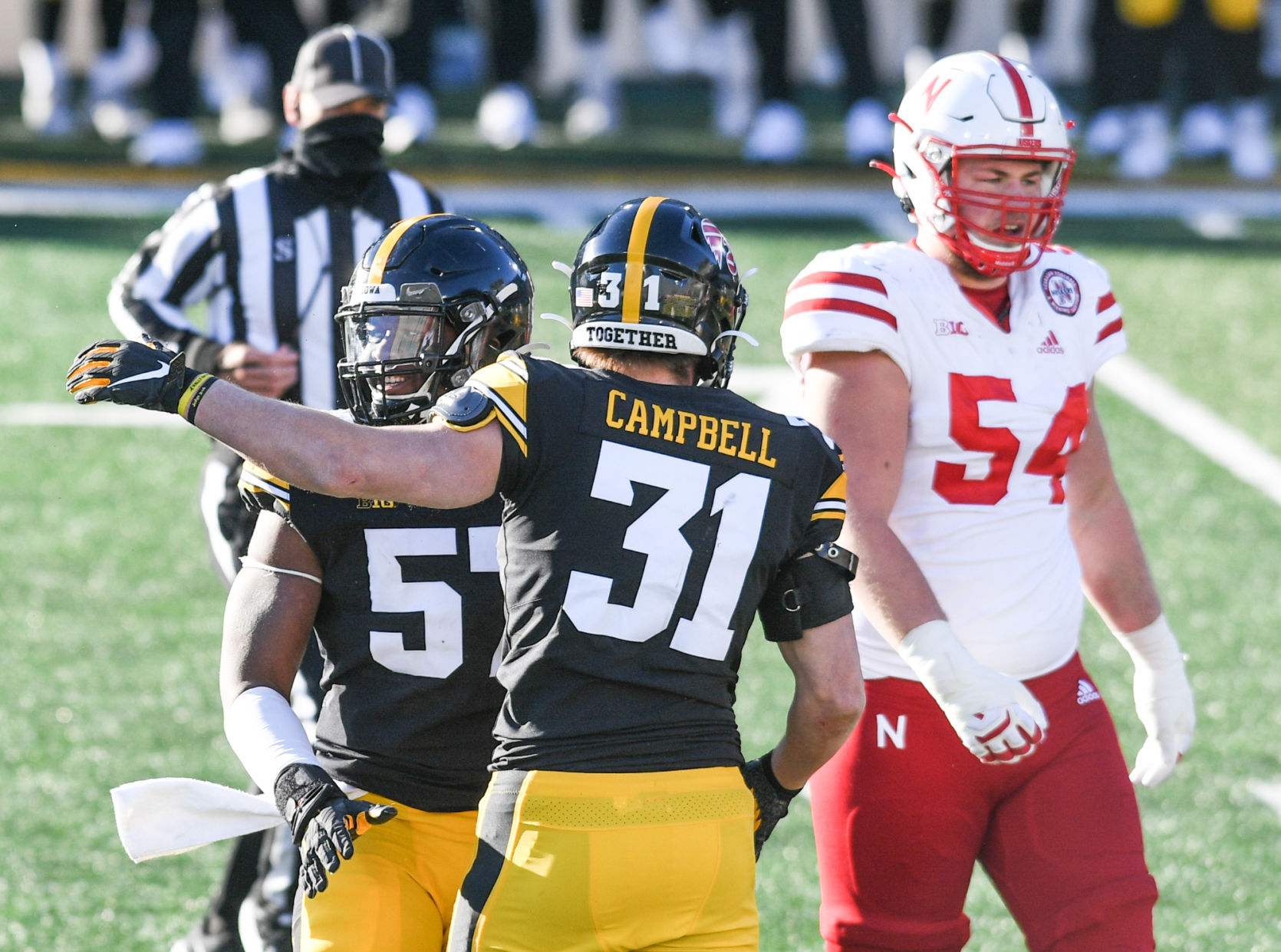 112720-qc-spt-iowa-nebraska-fb-040